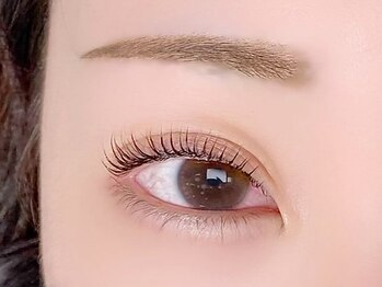 ネイルアンドアイラッシュ プルトン(Nail＆Eyelash PLUTON)の写真/【次世代まつ毛パーマ¥4,000～/パリジェンヌラッシュリフト¥4,500～】コストパフォーマンスの良さが◎