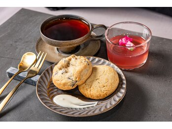 サンドリヨン(Cendrillon)/施術後は併設のカフェで休憩もOK