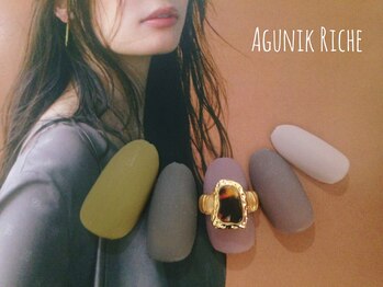 アグニークリッシェ(Agunik Riche)/【指グラデーションネイル】