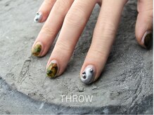 スロウ(THROW)/フリーアート