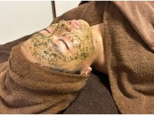 鼻や頬の毛穴汚れ・ニキビ・シミが気になる方に◎