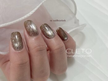 キラキラマグネットネイル