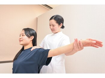 浜町アネックスあさひ整体院の写真/猫背/反り腰/巻き肩姿勢をまるっと改善◎身体の軸を整えて歪みを手放す全身整体！