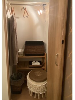 ワンビ(One be.)/サロン室内クローゼット