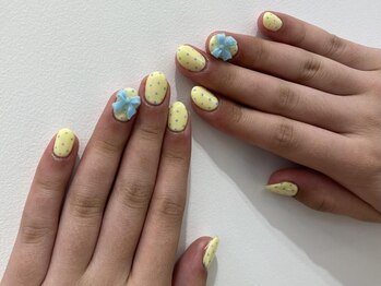 アングゥ ウル(ungu ul)/リボン×ドットネイル