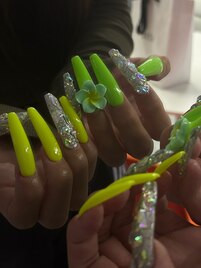 ネオンカラーギャルネイル