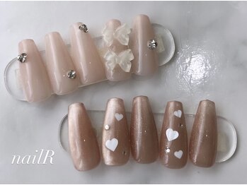 ネイルアイラッシュ アールエビス(R EBISU)/デザインネイル