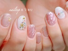 ネイルトップエクル(nail top E CRU)/