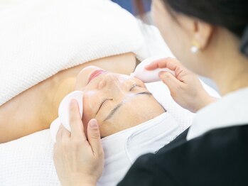 ビューティーザイオン(Beauty zion)の写真/《毛穴・角栓を徹底ケア◇》開き・角栓・ゴワつきなど徹底改善！毛穴レスな艶肌でいちご鼻とさよなら◎