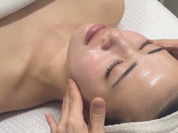 サロンドブランシール(salon de blanchir)の写真/【お肌悩みのある方必見◎】あなたの肌悩みに寄り添います♪理想の美肌を一緒に目指しましょう！