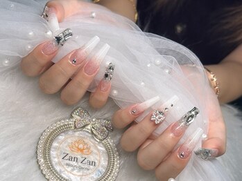 ザンザン ネイルサロン 西川口(Zan Zan Nailsalon)の写真/≪超人気80分やり放題¥8280⇒¥7280≫キラキラ可愛いパーツが豊富♪持ち込みデザイン大歓迎!【西川口5分】