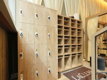 ラクリア整体院/靴箱