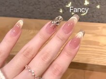 ファンシー 三軒茶屋店(Fancy)/オンブレフレンチ / 冬ネイル