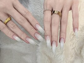 透明感ホワイトグラデキラキラ