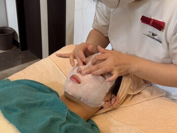 刀根化粧品店/エステ