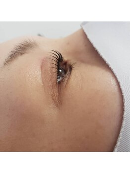 ヘアメイクアンク/まつ毛パーマ