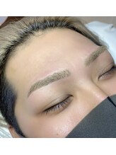 ロゼアイアンド(Rose eye&)/