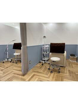 ゆったり空間で施術が受けられるサロン