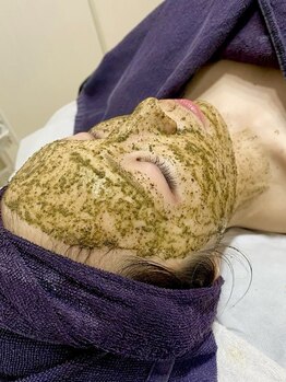 ホーミー(Homie)の写真/何度も繰り返すニキビや肌トラブルをケア！話題の《次世代ハーブピーリング》でうるっとすっぴん艶肌に♪