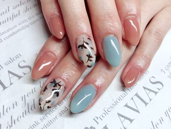 ラヴィアスプラス(LAVIAS+)/【ジェル】ワンカラ+アート2本