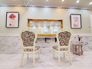 ティンク 大船店(Tink)/パウダールームでメイク直しOK!