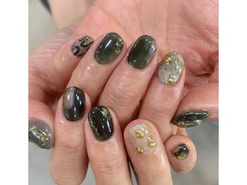 アングゥ ウル(ungu ul)/ニュアンスネイル