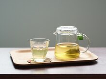 大倉山まるふく整体院の雰囲気（ドリンクサービスあり！ホッと一息ついて癒しの時間を堪能…♪）