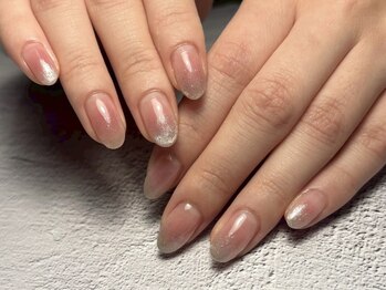 レア(rea)の写真/春にオススメ☆チークネイル【大人気のマグネットのカラーも豊富♪】職場で褒められる王道デザインが得意◎