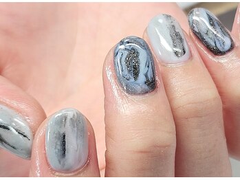 ジル サンブル(Jil Semble)/