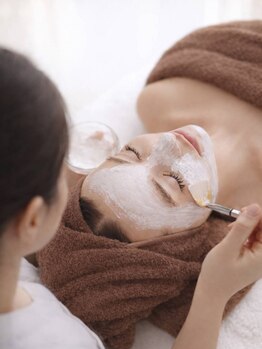 グルーグルー(GrueGrue)の写真/年齢とともに感じやすい、ハリ不足やくすみ感に。