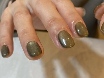 アイネイルズ 天神今泉店(I-nails)/【Yuka.t】深めグリーン