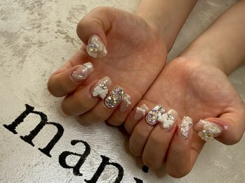 マニス(manis)の写真/【ネイルをするのが初めての方も安心♪】丁寧にカウンセリングして一緒にデザインを決めます★