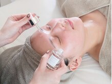 リスタ(RSTA)/ハーブピーリング施術3