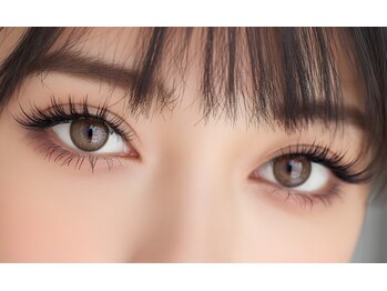 アルビス バイ エニーハウ(Arbis by anyhow)の写真/【話題のワンホンデザインも大人気★】フラットラッシュ80本¥3580~/100本¥4380~!!LEDエクステもご用意♪