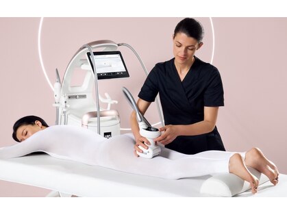 ウノプリール 梅田ハービスプラザ(uno pulir)の写真