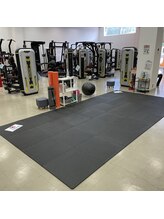 マイボディ 佐久インターウェーブ店(MY-BODY)/広いストレッチマットをご用意！