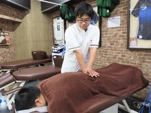 成増整骨院/《施術風景》