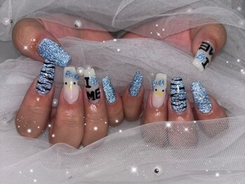 ベルグローアルファネイル(BELLE GROW ALPHA NAIL)/手描きキティ×フラッシュネイル