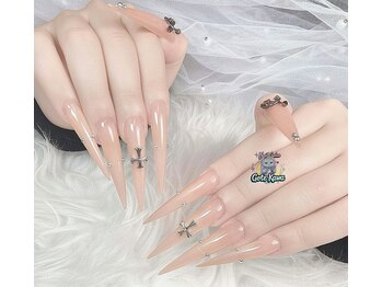 ゴテかわ(GOTE KAWA)/長さだし、シンプルネイル