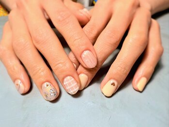 ソアレ(Soare)/お花ネイル