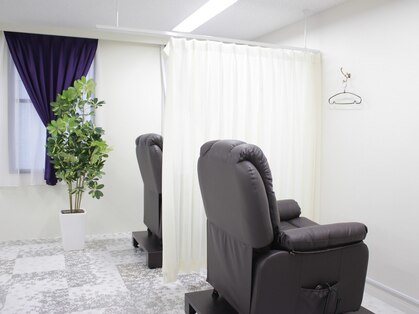 サクラブロウ 梅田茶屋町店(Sakura-blow)の写真