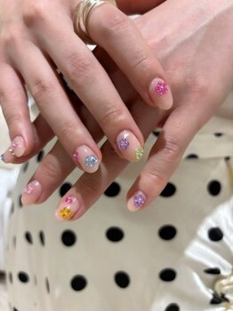 muu. beautysalon【まつげパーマ/パリジェンヌ/マツエク/LED/ヘアアレンジ/ワンホン】/フラワーネイル