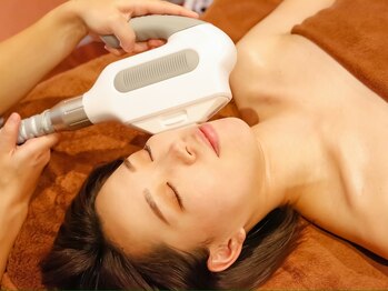 ウツクシイ(U2XY)/光トリートメント♪