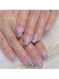 手を綺麗に綺麗に魅せるネイルを