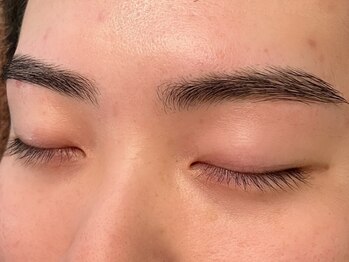 サロンドクレシア(salon'de CRECIA)の写真/丁寧接客でカウンセリング重視！あなたの印象を格上げ＆プロにお任せ！メンズ美眉WAX脱毛 ￥4980