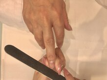 ファイル～爪の長さと形を整えます～