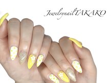 ジュエリーネイル タカコ(Jewelry nail TAKAKO)/ガーリーなドットデザイン