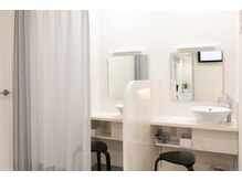 パウダールーム完備★お出かけ前でもバッチリ！