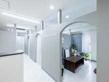 ロレインブロウ 三鷹駅前店