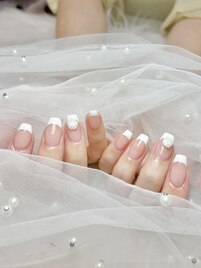 フレンチネイル